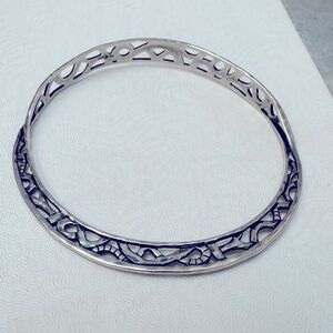 Silpada “Del Mar” Filigree Wavy Bangle Bracelet. Sterling Silver 925. Rare.